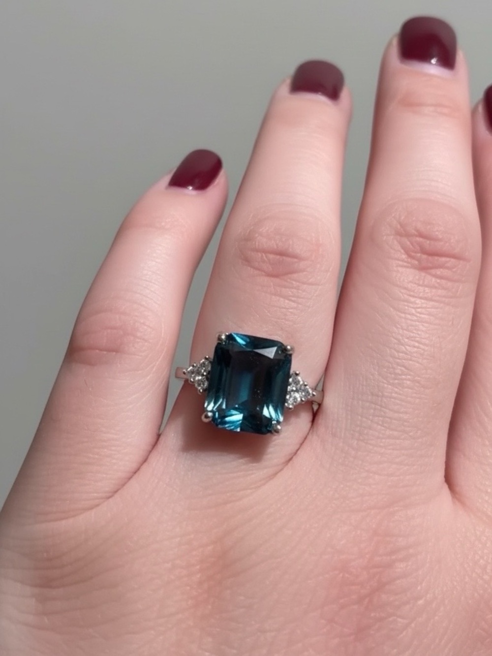 STERLING SILVER LONDON BLUE RING - Picture 5 of 7